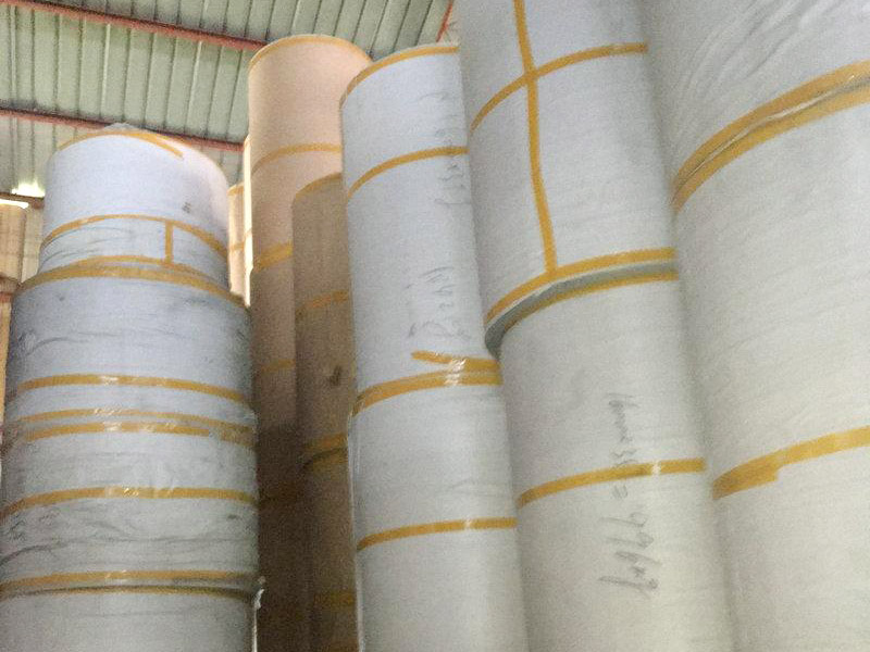 小白也能玩轉！如何用熨斗熱轉印衣服貼？